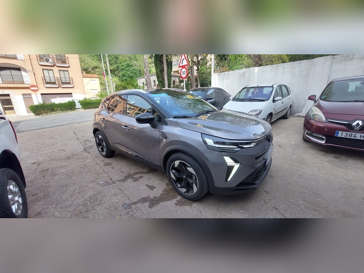 Renault Captur 100CV foto 12